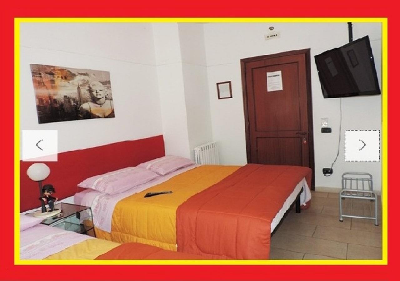 Bed & Breakfast Maricentro Taranto Eksteriør billede